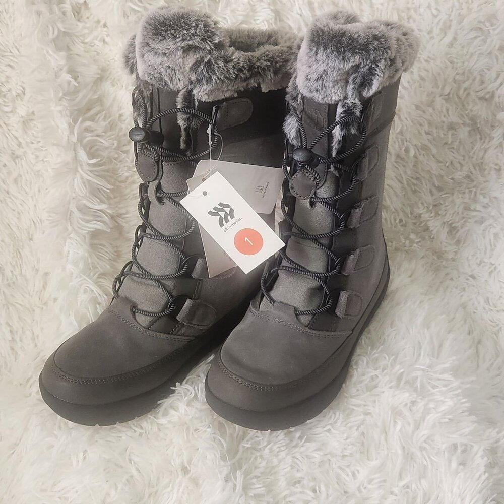 NWT All in Motion Girls Gray Faux Fur Lined Winter Boots Size 1